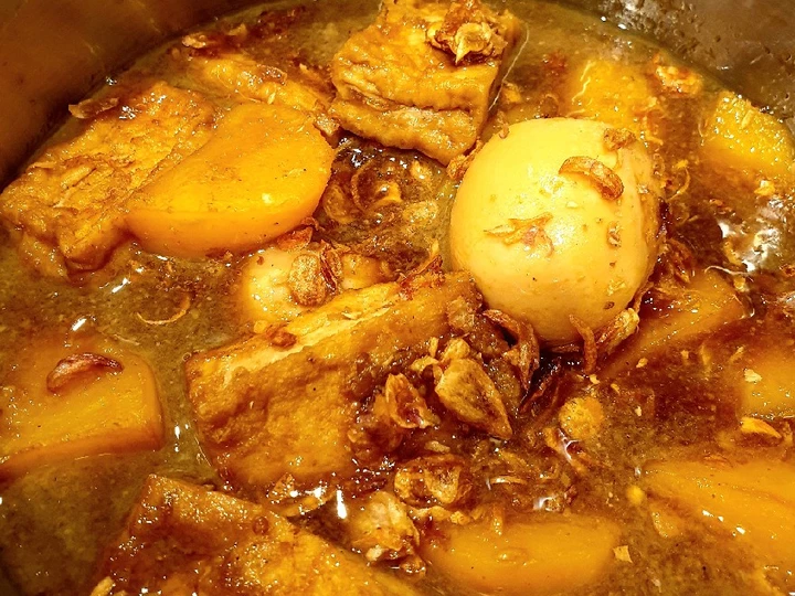Cara Gampang Membikin Resep Semur tahu telur kentang (kaya rempah) yang Enak Banget Anti Ribet, Uenak Banget