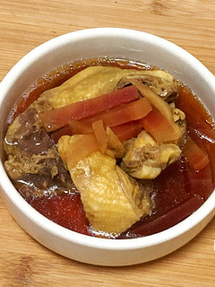 甜菜根雞湯  電鍋料理  一鍋到底 的食譜成品照片