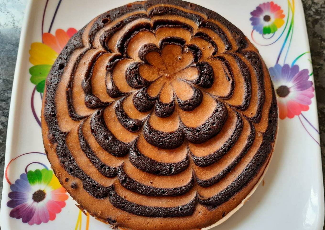 Biscuit Marble cake/ Eggless Marble cake without oven