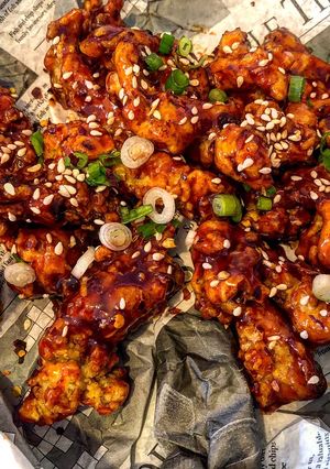 A picture of Korean Fried Chicken.
