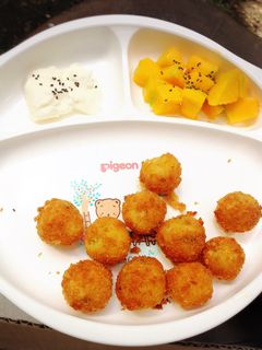 Foto resep MPASI (11M+) Potato Salmon Miniballs