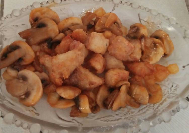Bagaimana Menyiapkan Ayam fillet saos jamur asam manis yang Bisa Manjain Lidah