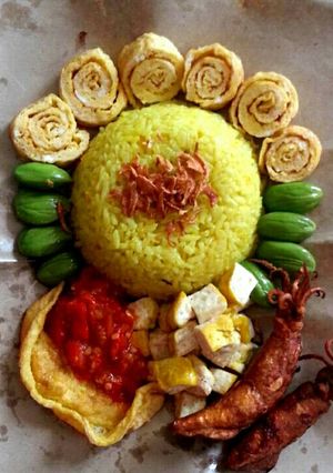 Foto resep Nasi kuning sambel nyoss