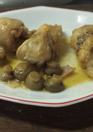 Una foto de Conejo en salsa
