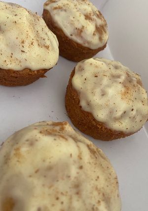 Una foto de Cupcakes de zanahoria súper esponjosos