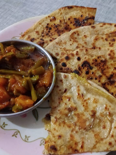પુરણ પોળી (Puran puri recipe in gujarati) રેસીપી મુખ્ય ફોટો