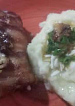 Una foto de Pollo y Queso envuelto en Bacon