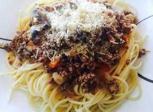 Una foto de Spaghetti con carne molida