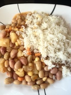 Una foto de Frijol verde con maiz