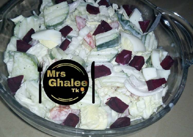 How to Prepare Perfect Chinese cabbage salad garnish wt beetroot