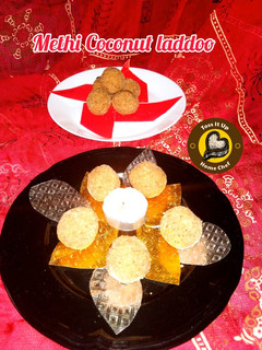 A picture of Methi Coconut laddoo.