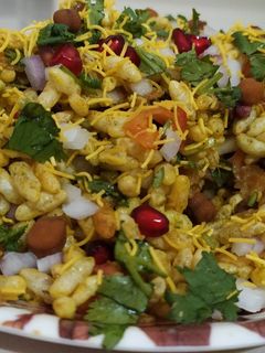 ભેળ (Bhel Recipe In Gujarati) રેસીપી મુખ્ય ફોટો