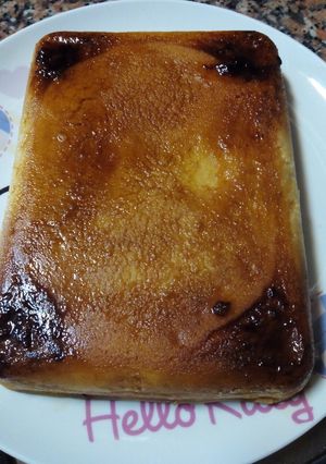 Una foto de Pastel de queso y magdalenas