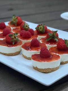 Una foto de Mini cheesecakes de fresa