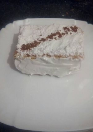 Una foto de Milhoja de hojaldre de merengue