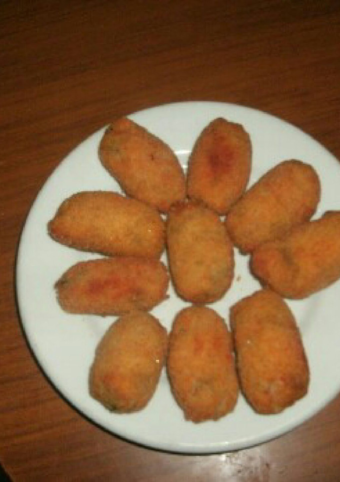 Una foto de Croquetas de espárragos trigueros extremeños