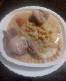 cocido con repollo y cordero 