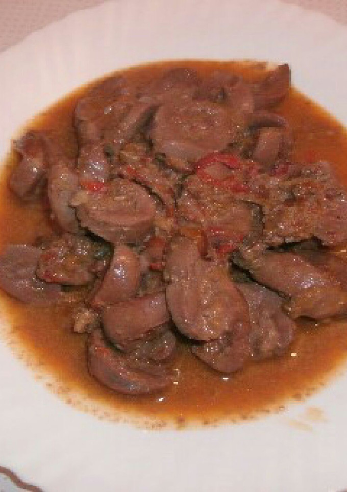 Una foto de Lengua de cerdo en salsa 