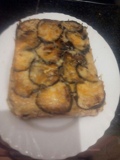 Una foto de Pastel de berenjenas jamon york y queso