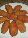 Conchas de mejillones rellenas de atún y palito de cangrejos 