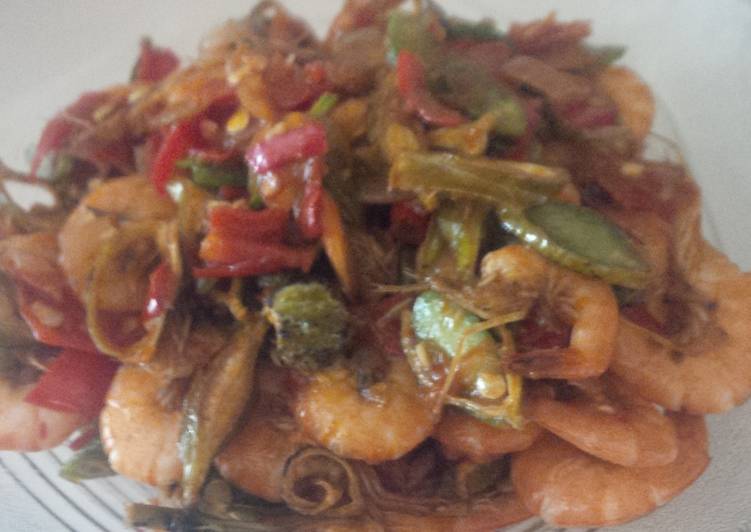 Bagaimana Membuat Balado Udang Pete, Bisa Manjain Lidah