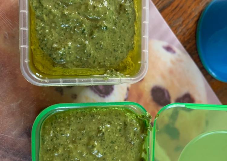 Pesto di casa mia con aglio