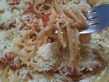 Spaghetti sin gluten y tomate cubeteado