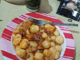 Ñoquis de papas caseros con salsa