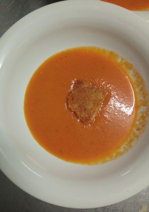 A picture of Tomato soup.