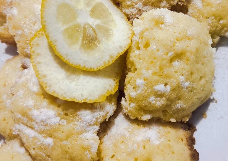 Soft biskuit lemon cheese