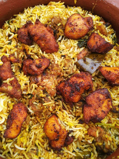 சில்லி சிக்கன் பிரியாணி (Chicken 65 biryani recipe in tamil) செய்முறை முக்கிய புகைப்படம்