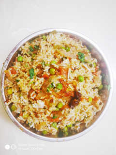 तिल वाली वेज़ बीरयानी (Til wali veg biryani recipe in Hindi) रेसिपी मुख्य फोटो