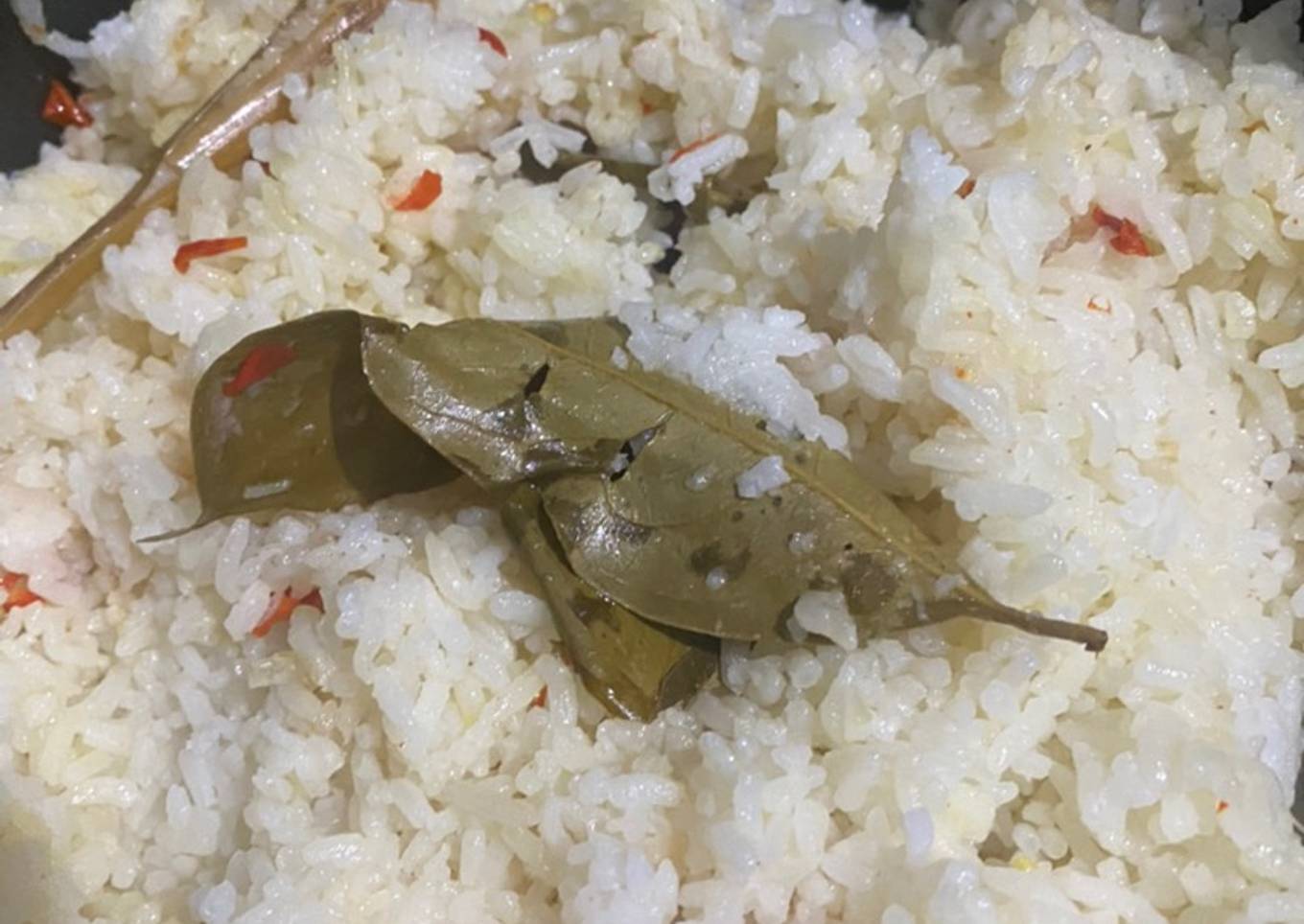 11. Nasi Liwet Rice Cooker