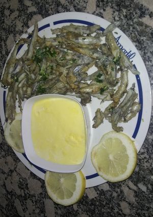 Una foto de Cornalitos a la provenzal con mayonesa al limón