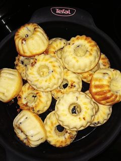 Citromos-áfonyás mini kuglóf recept fotója