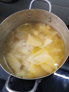 Hình của món Bún măng đơn giản.