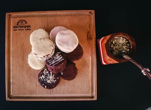 Una foto de Alfajores argentinos