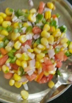 A picture of American corn salad.