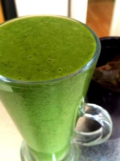 A picture of Avocado, Cucumber and Oats Smoothie.
