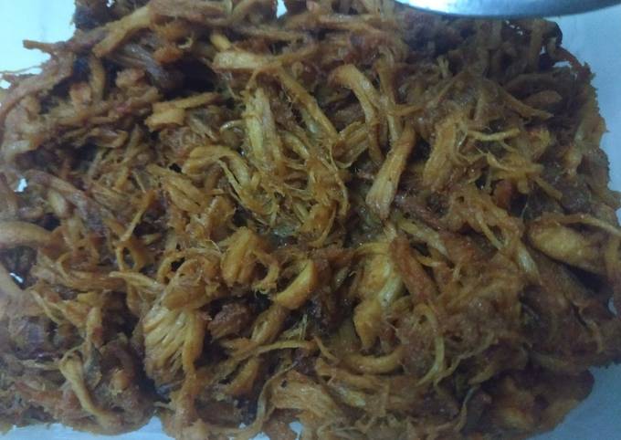 Ini dia! Resep enak buat Krawu Ayam (Bumbu seadanya) yang sesuai selera