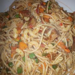 A picture of Spagroni with Assorted veggie.