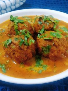 ब्रेड के कोफ्ते (bread ke kofte recipe in Hindi) रेसिपी मुख्य फोटो