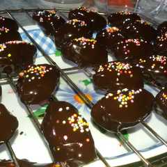 A picture of Kuker Kurma Coklat.