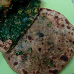 Muli patte ke paratha A picture of Muli patte ke paratha.