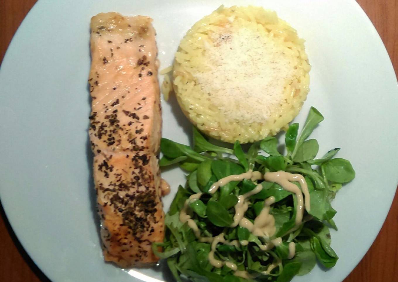 Salmón en papillot con arroz, leche de coco y parmesano