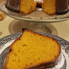 A picture of Pumpkin Bundt Cake.