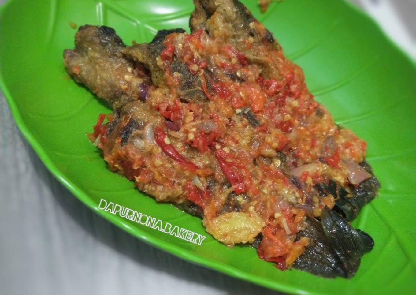 Pecak ikan lele