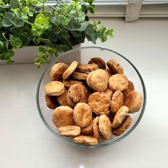 A picture of Grandma Lela’s cheese pastry bites.