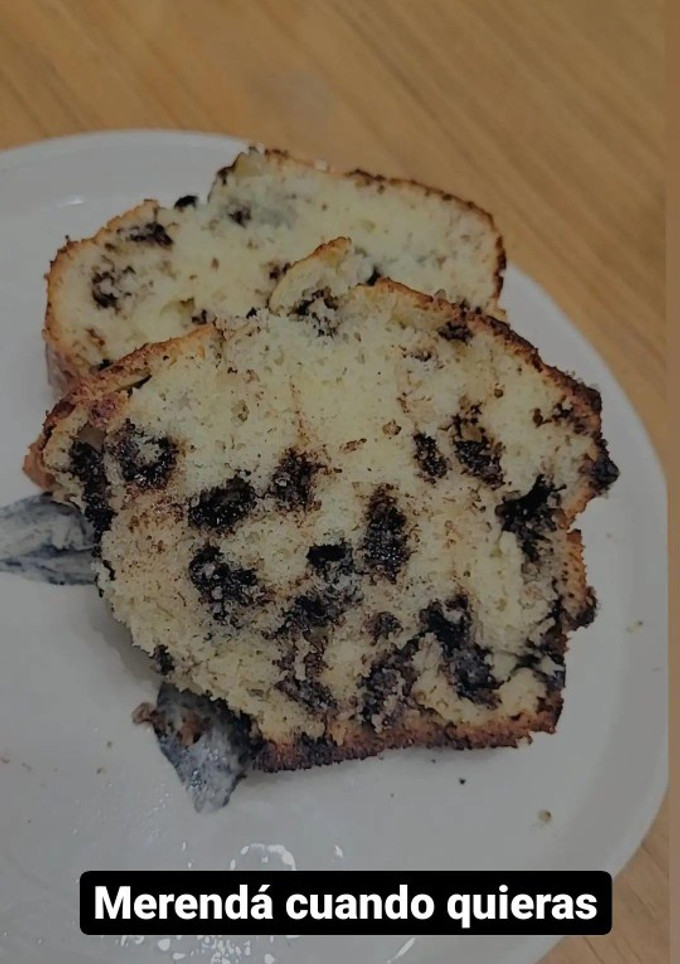 Una foto de Budín de banana con chips de chocolate