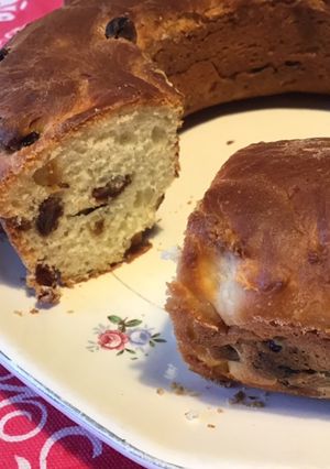 Une photo de Brioche à la vanille et raisins